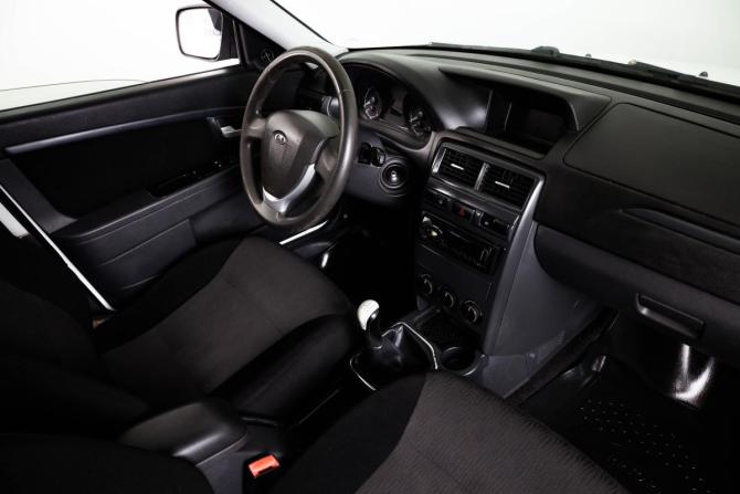 Lada (ВАЗ) Priora I Рестайлинг с пробегом 2016 года, цена 799 000 рублей, 180000 км, седан, Автокод Объявления