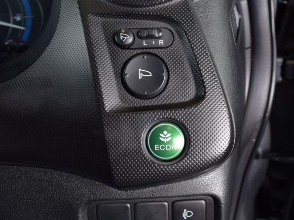 Honda Insight II с пробегом 2010 года, цена 679 995 рублей, 260700 км, хэтчбек, Автокод Объявления