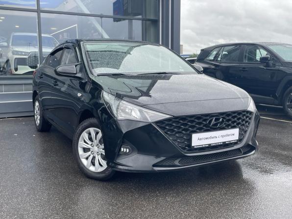 Hyundai Solaris II Рестайлинг с пробегом 2021 года, цена 1 570 000 рублей, 43126 км, седан, Автокод Объявления