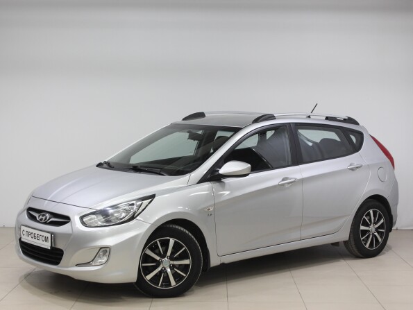 Lada vesta crossседансравнение комплектаций