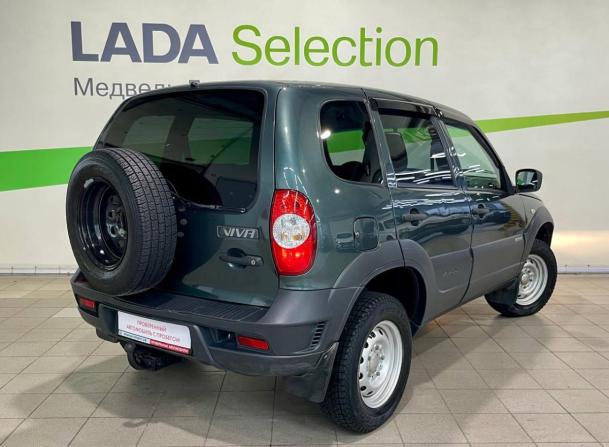Chevrolet Niva I Рестайлинг с пробегом 2017 года, цена 735 000 рублей, 56313 км, внедорожник, Автокод Объявления