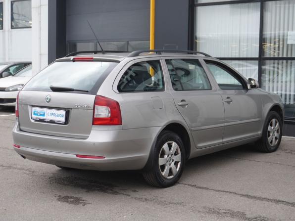 Skoda Octavia II (A5) Рестайлинг с пробегом 2009 года, цена 950 000 рублей, 125540 км, универсал, Автокод Объявления