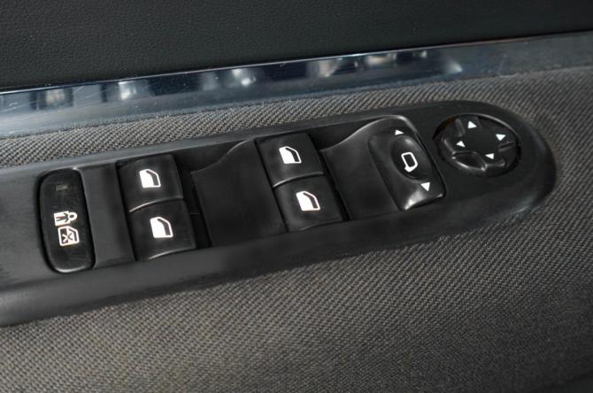 Peugeot 3008 I с пробегом 2012 года, цена 689 000 рублей, 169000 км, внедорожник, Автокод Объявления