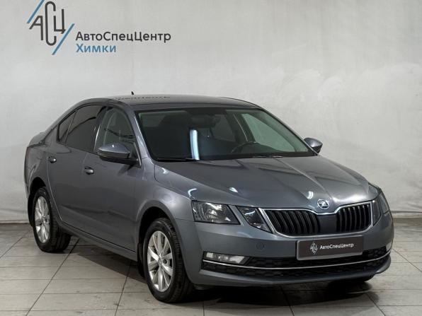 Skoda Octavia III (A7) Рестайлинг с пробегом 2018 года, цена 1 749 800 рублей, 152000 км, лифтбек, Автокод Объявления