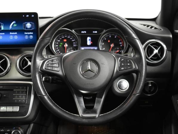 Mercedes-Benz GLA I (X156) Рестайлинг с пробегом 2019 года, цена 2 299 900 рублей, 47405 км, внедорожник, Автокод Объявления