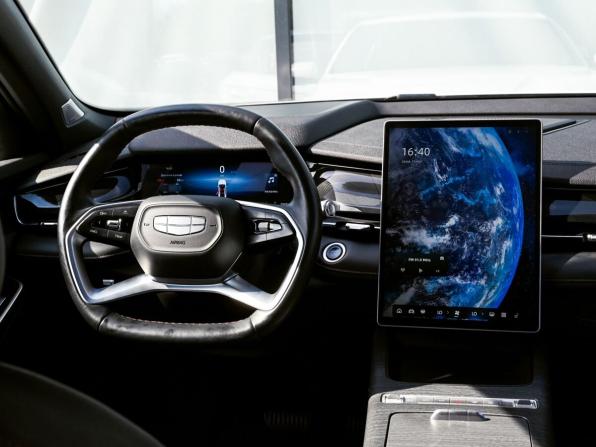 Geely Preface I с пробегом 2024 года, цена 2 450 000 рублей, 47433 км, седан, Автокод Объявления
