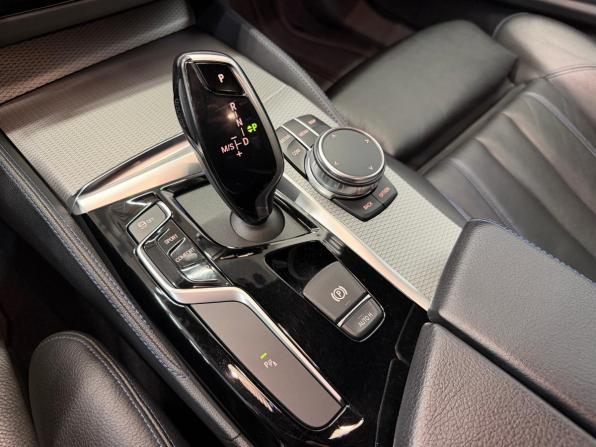 BMW 5 серии VII (G30/G31/G38) с пробегом 2018 года, цена 3 850 000 рублей, 127666 км, седан, Автокод Объявления