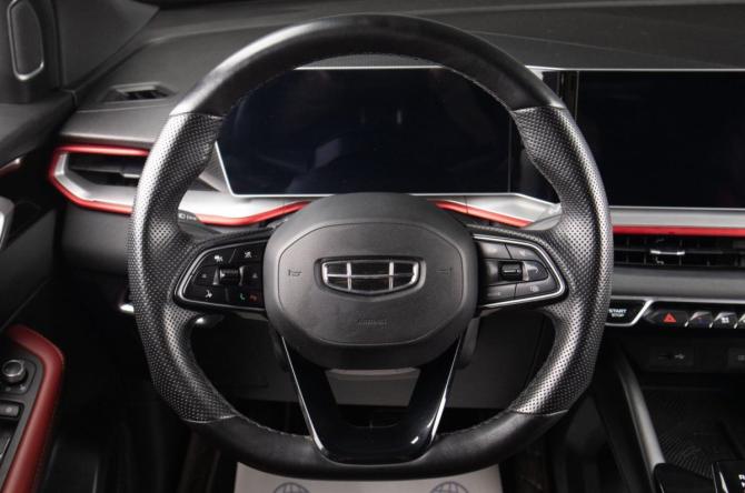 Geely Coolray I Рестайлинг 2 с пробегом 2023 года, цена 1 849 000 рублей, 130000 км, внедорожник, Автокод Объявления