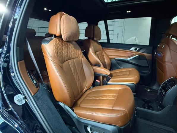 BMW X7 I (G07) Рестайлинг с пробегом 2022 года, цена 12 990 000 рублей, 75182 км, внедорожник, Автокод Объявления