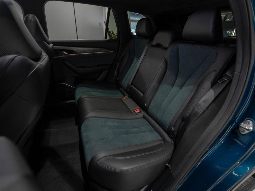Geely Monjaro I Москва  - изображение 17