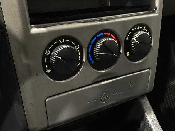 Lada (ВАЗ) Priora I с пробегом 2009 года, цена 270 000 рублей, 214441 км, хэтчбек, Автокод Объявления