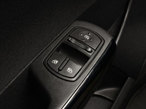 Opel Corsa D Рестайлинг II с пробегом 2012 года, цена 597 000 рублей, 68541 км, хэтчбек, Автокод Объявления