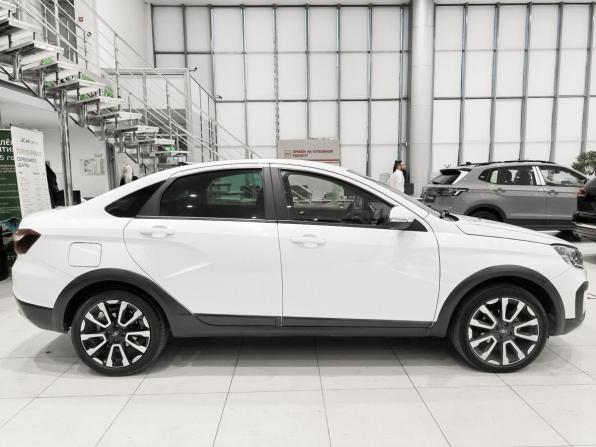 Lada (ВАЗ) Vesta I Рестайлинг (NG) с пробегом 2023 года, цена 1 180 000 рублей, 57745 км, седан, Автокод Объявления