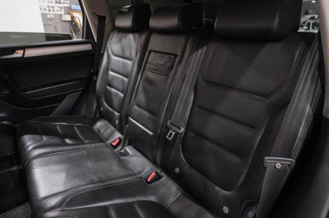 Volkswagen Touareg II с пробегом 2012 года, цена 2 379 000 рублей, 250000 км, внедорожник, Автокод Объявления