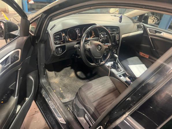 Volkswagen Golf VII с пробегом 2014 года, цена 675 000 рублей, 197327 км, хэтчбек, Автокод Объявления