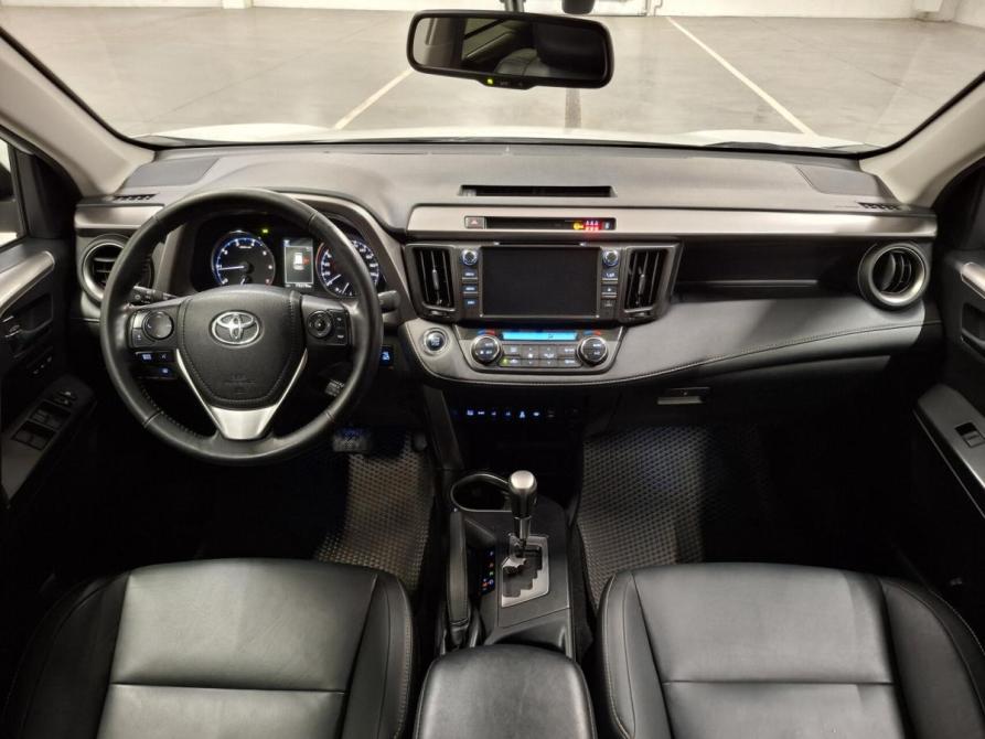 Toyota RAV4 IV (XA40) Рестайлинг Казань  - изображение 17