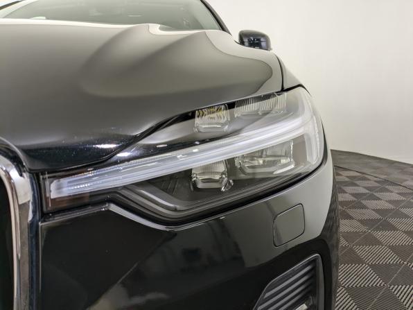 Volvo XC60 II Рестайлинг с пробегом 2021 года, цена 4 350 000 рублей, 77055 км, внедорожник, Автокод Объявления