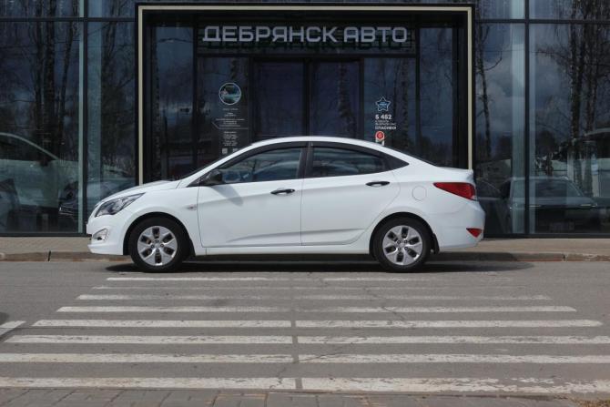 Hyundai Solaris I Рестайлинг с пробегом 2016 года, цена 995 000 рублей, 93550 км, седан, Автокод Объявления
