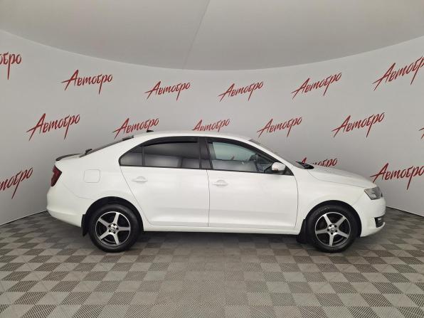 Skoda Rapid I Рестайлинг с пробегом 2017 года, цена 1 085 000 рублей, 122601 км, лифтбек, Автокод Объявления