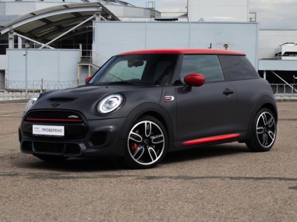 Mini Hatch III (F55/F56) Рестайлинг с пробегом 2020 года, цена 2 950 000 рублей, 66950 км, хэтчбек, Автокод Объявления