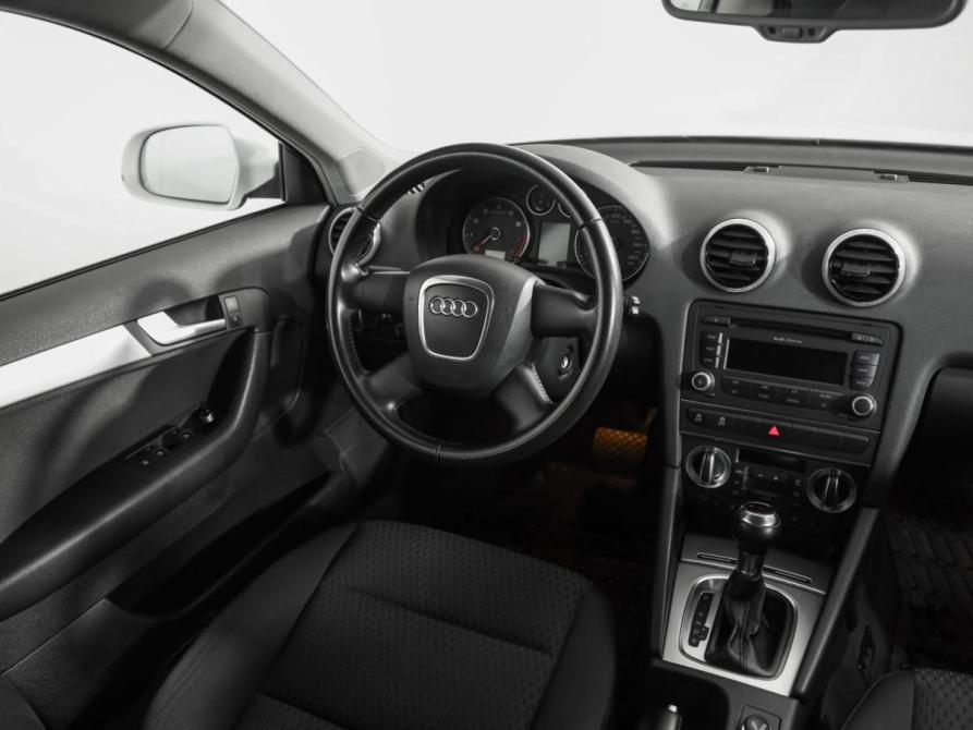 Audi A3 II (8P) Рестайлинг 2 Санкт-Петербург  - изображение 9