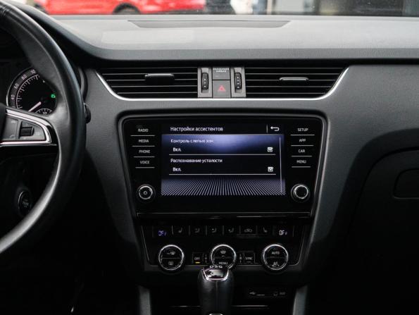 Skoda Octavia III (A7) Рестайлинг с пробегом 2017 года, цена 1 800 000 рублей, 164180 км, лифтбек, Автокод Объявления