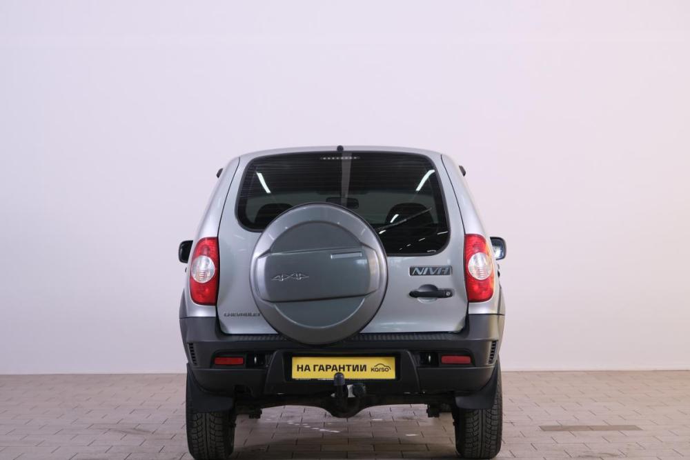 Chevrolet Niva I Рестайлинг Омск  - изображение 6