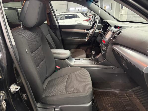 Kia Sorento II Рестайлинг с пробегом 2015 года, цена 1 897 000 рублей, 104458 км, внедорожник, Автокод Объявления