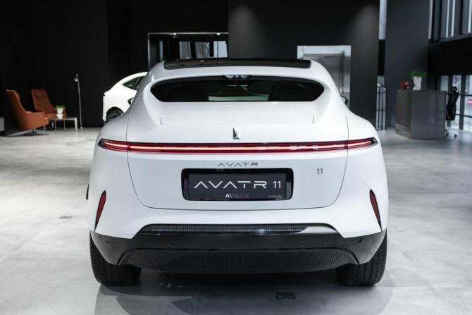 Новый Avatr 11 I 2025 года, цена 9 344 410 рублей, внедорожник, Автокод Объявления