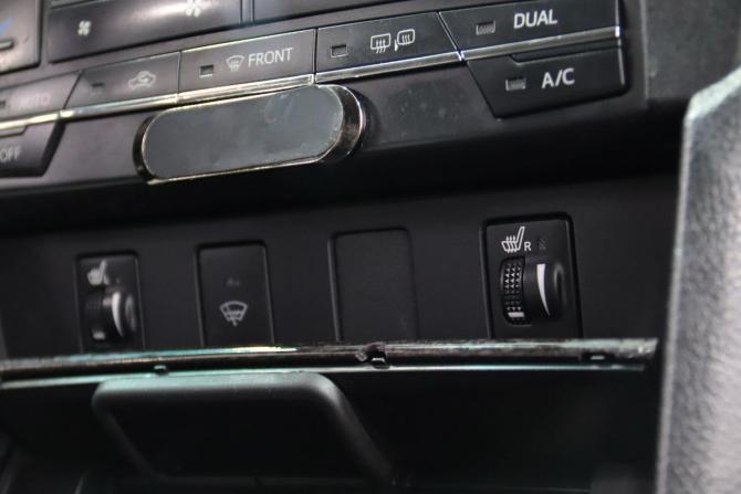 Toyota Camry VII (XV50) Рестайлинг с пробегом 2017 года, цена 1 570 170 рублей, 354213 км, седан, Автокод Объявления