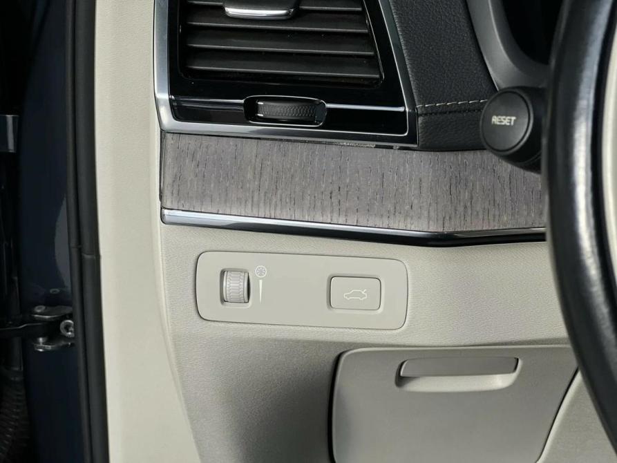 Volvo XC90 II Рестайлинг 1 Екатеринбург  - изображение 29