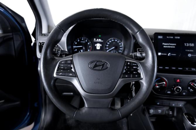 Hyundai Solaris II Рестайлинг с пробегом 2020 года, цена 1 430 000 рублей, 152000 км, седан, Автокод Объявления