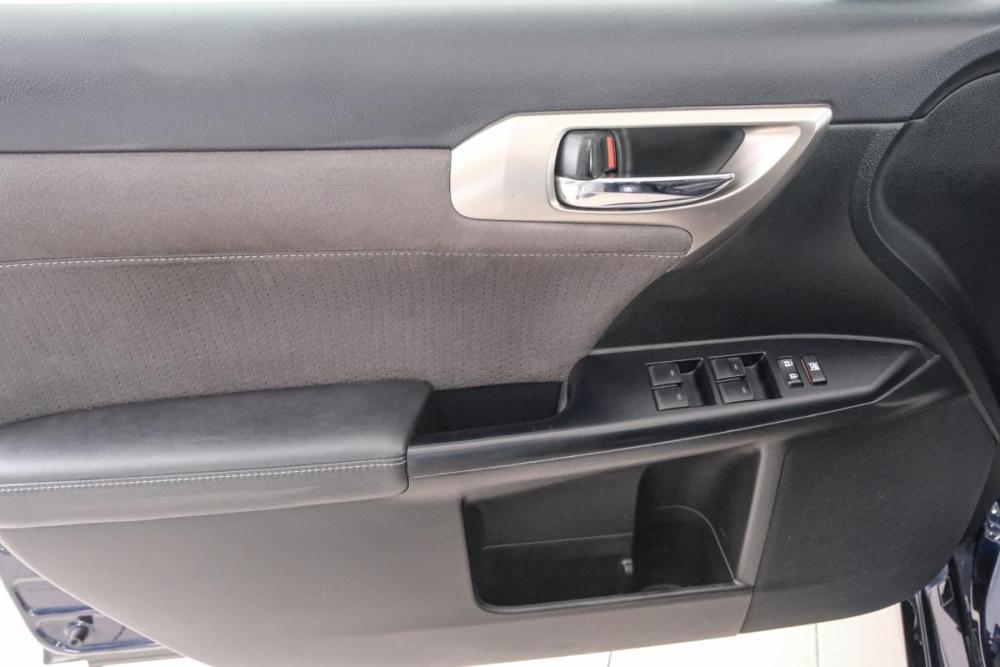 Lexus CT I Рестайлинг 2 Красноярск  - изображение 20