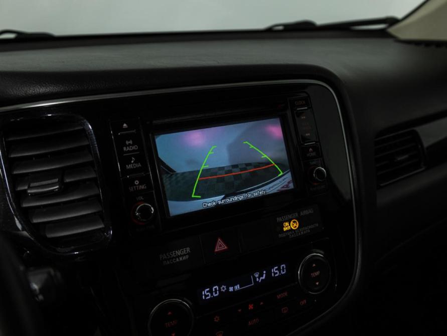 Mitsubishi Outlander III Рестайлинг 2 Санкт-Петербург  - изображение 15