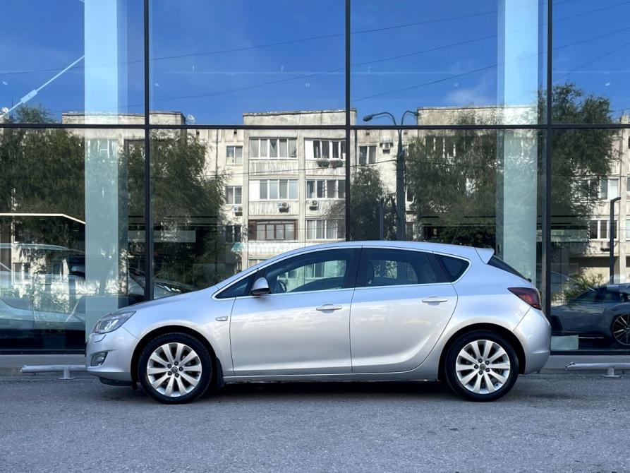 Opel Astra J Самара  - изображение 8