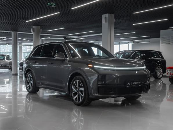 Li Auto (Lixiang) L7 I с пробегом 2024 года, цена 5 575 000 рублей, 43494 км, внедорожник, Автокод Объявления