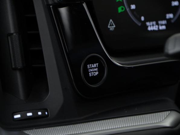Porsche Cayenne III Рестайлинг с пробегом 2024 года, цена 15 497 077 рублей, 4442 км, внедорожник, Автокод Объявления