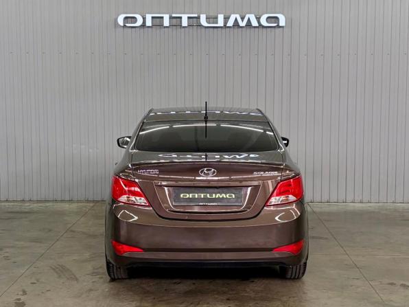 Hyundai Solaris I Рестайлинг с пробегом 2015 года, цена 897 000 рублей, 212796 км, седан, Автокод Объявления