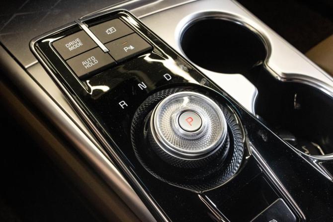 Kia K8 I с пробегом 2022 года, цена 4 160 000 рублей, 26402 км, седан, Автокод Объявления