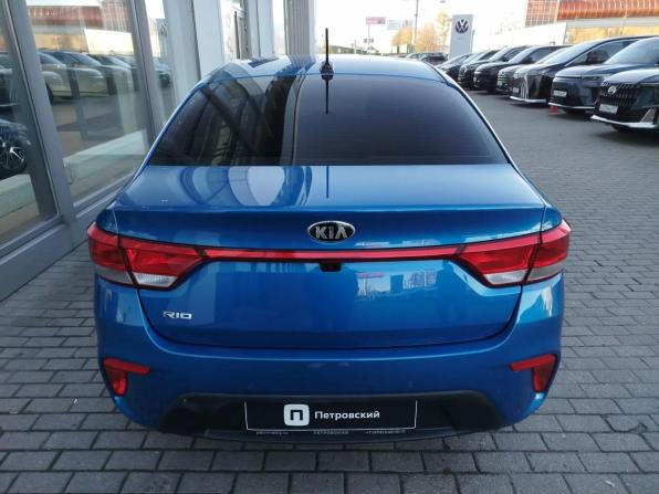 Kia Rio IV с пробегом 2018 года, цена 1 355 000 рублей, 85900 км, седан, Автокод Объявления