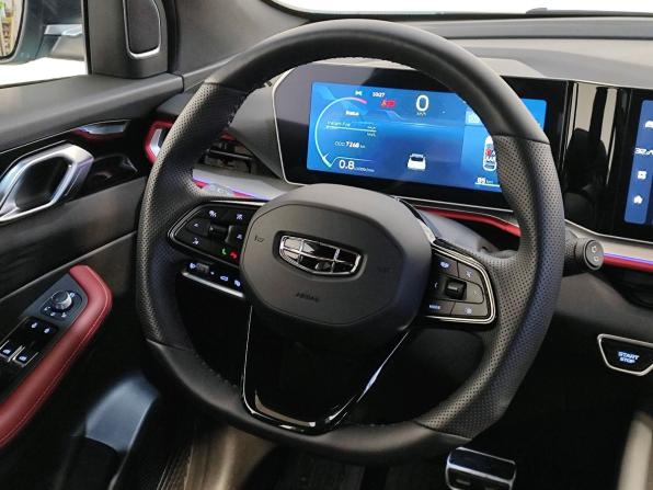 Geely Coolray I Рестайлинг с пробегом 2024 года, цена 2 429 000 рублей, 7268 км, внедорожник, Автокод Объявления