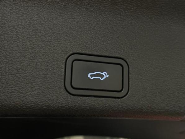 Geely Atlas Pro с пробегом 2023 года, цена 1 899 000 рублей, 68380 км, внедорожник, Автокод Объявления