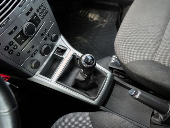Opel Astra H Рестайлинг с пробегом 2012 года, цена 590 000 рублей, 148545 км, хэтчбек, Автокод Объявления