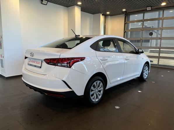 Hyundai Solaris II Рестайлинг с пробегом 2022 года, цена 1 781 000 рублей, 93231 км, седан, Автокод Объявления