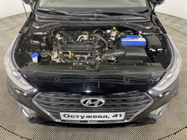 Hyundai Solaris II с пробегом 2017 года, цена 990 000 рублей, 136368 км, седан, Автокод Объявления