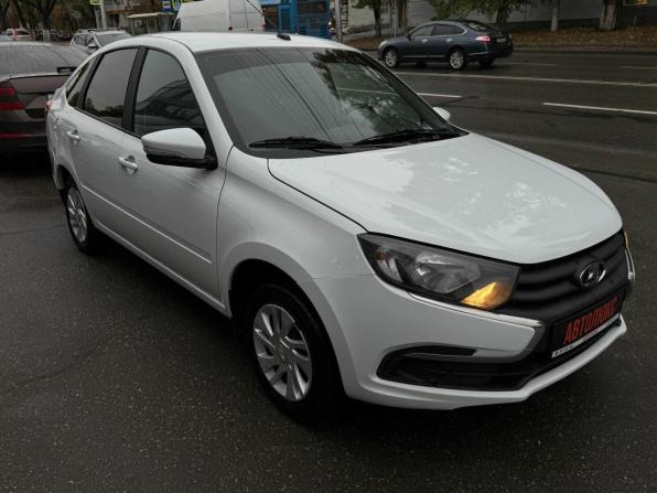 Lada (ВАЗ) Granta I Рестайлинг с пробегом 2022 года, цена 725 000 рублей, 108261 км, хэтчбек, Автокод Объявления