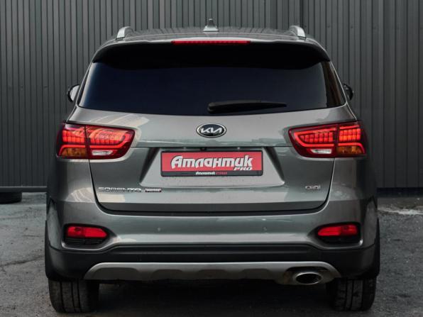 Kia Sorento III Prime Рестайлинг с пробегом 2018 года, цена 2 590 000 рублей, 160810 км, внедорожник, Автокод Объявления