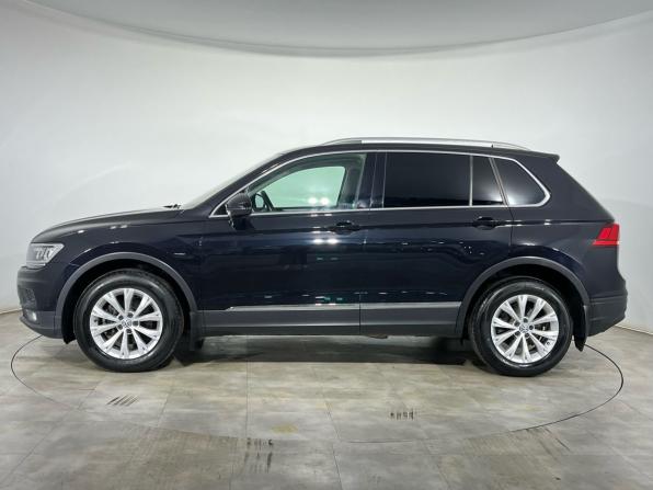 Volkswagen Tiguan II с пробегом 2018 года, цена 2 422 000 рублей, 157971 км, внедорожник, Автокод Объявления