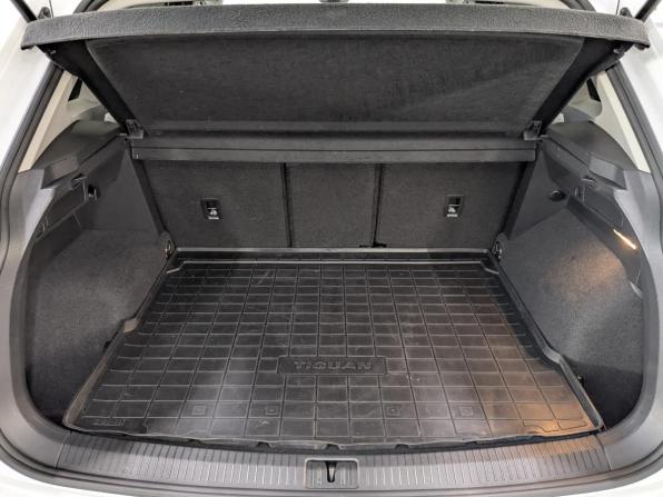 Volkswagen Tiguan II Рестайлинг с пробегом 2022 года, цена 3 155 000 рублей, 30461 км, внедорожник, Автокод Объявления