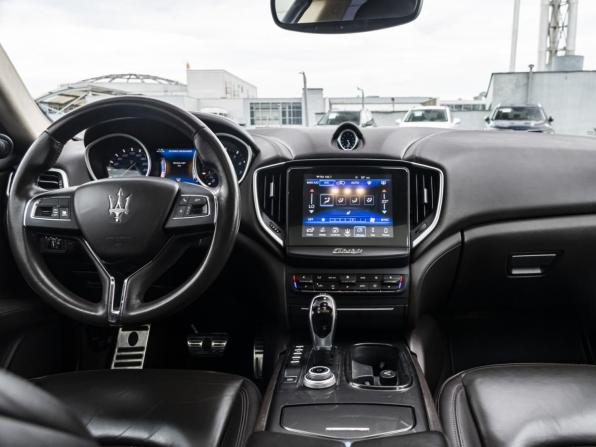 Maserati Ghibli III Рестайлинг с пробегом 2016 года, цена 3 200 000 рублей, 91975 км, седан, Автокод Объявления